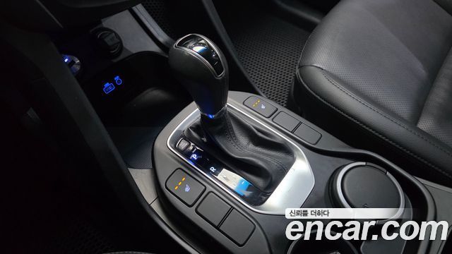 Hyundai Santafe 2016 — photo 12