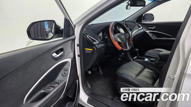 Hyundai Santafe 2016 — photo 18