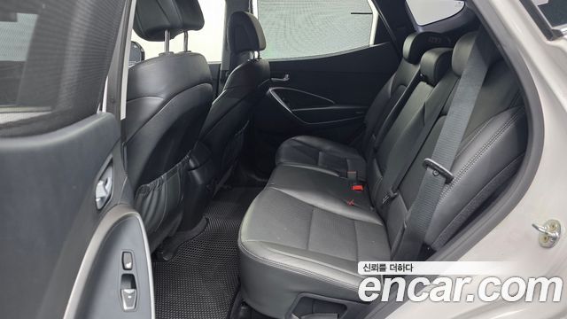 Hyundai Santafe 2016 — photo 16
