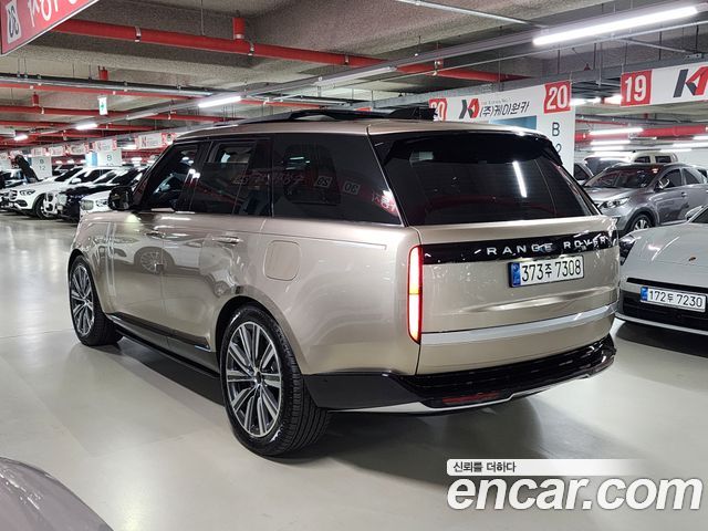 Land Rover Range Rover 2026 — photo 2