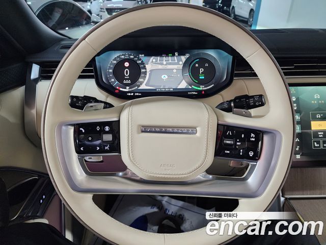 Land Rover Range Rover 2026 — photo 16
