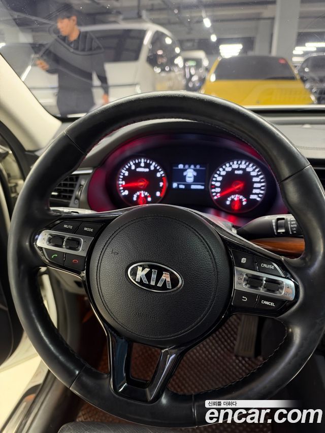 Kia K7 2016 — photo 7