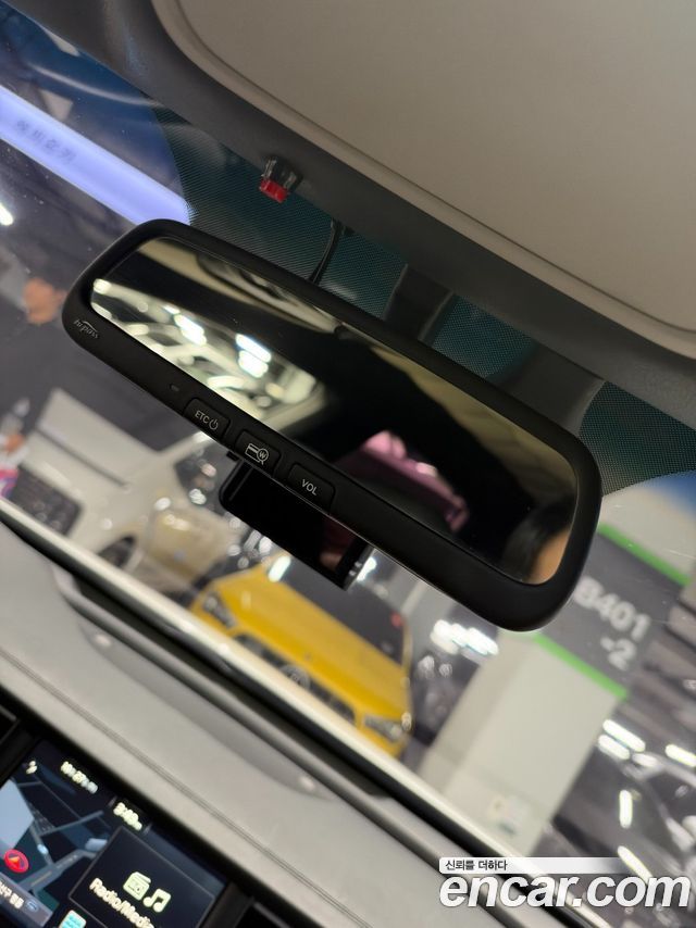 Kia K7 2016 — photo 8