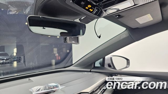 Audi Q4 e-tron 2023 — photo 31