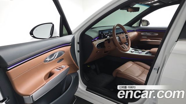 Genesis GV70 2025 — photo 13