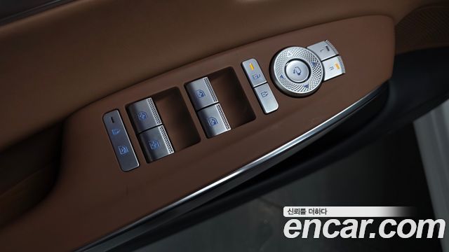 Genesis GV70 2025 — photo 37