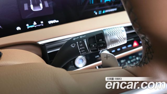 Genesis GV70 2025 — photo 41