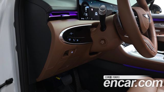 Genesis GV70 2025 — photo 42
