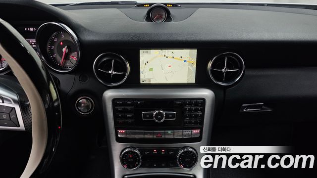 Mercedes-Benz SLK-Class 2014 — photo 15