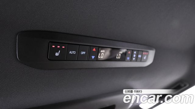 Toyota Sienna 2021 — photo 11