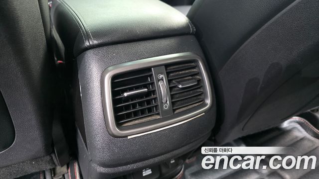 Kia Sorento 2015 — photo 30