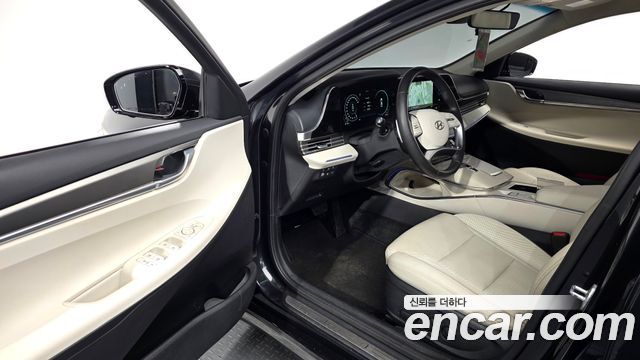Hyundai Grandeur 2022 — photo 13