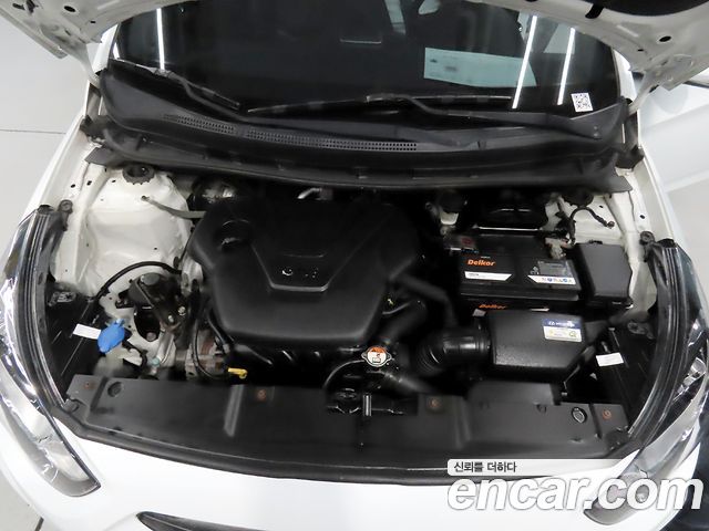 Hyundai Accent 2012 — photo 6
