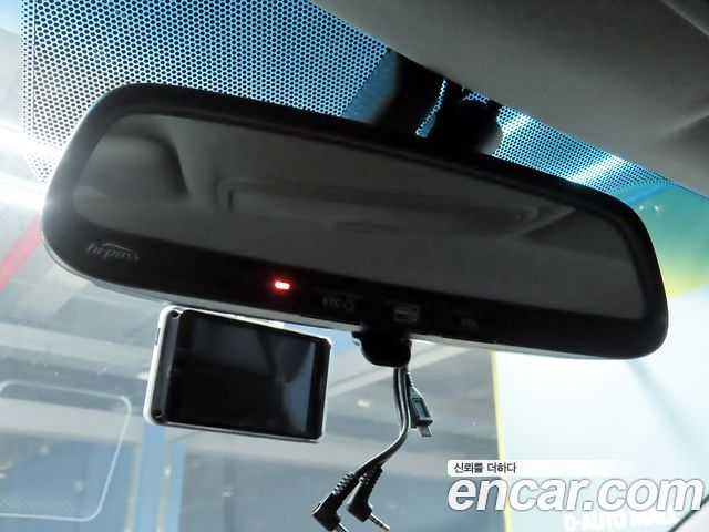 Hyundai Accent 2012 — photo 16