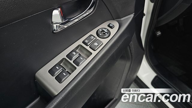 Kia Sportage 2015 — photo 30