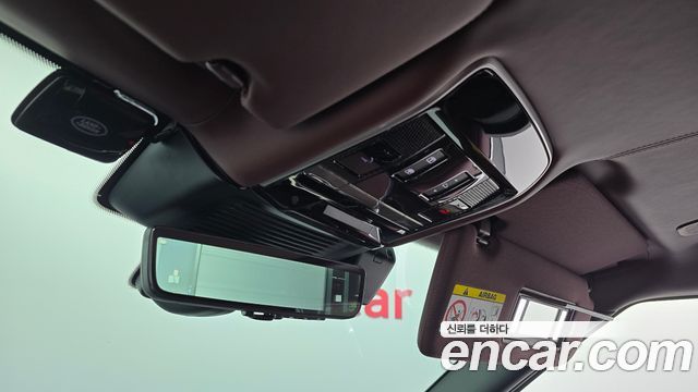 Land Rover Range Rover 2025 — photo 18