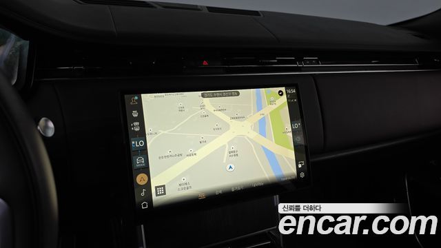 Land Rover Range Rover 2025 — photo 20