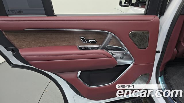 Land Rover Range Rover 2025 — photo 15