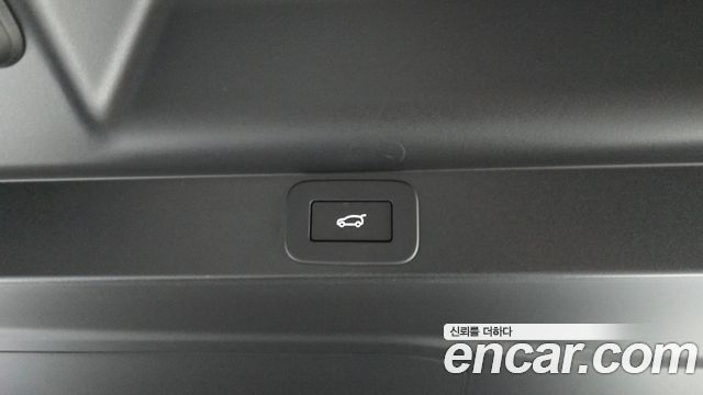 Land Rover Range Rover 2025 — photo 27