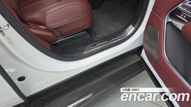 Land Rover Range Rover 2025 — photo 39