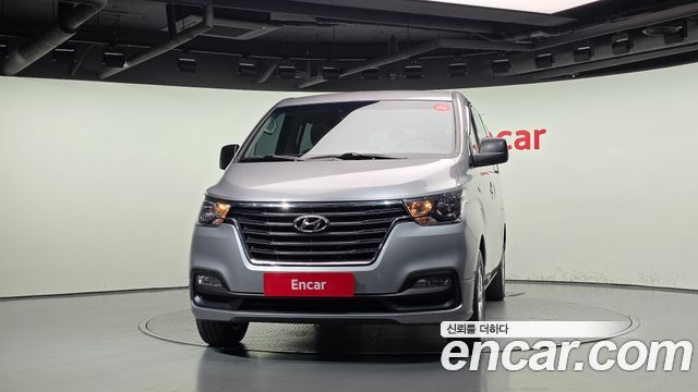Hyundai Starex 2021 — photo 3