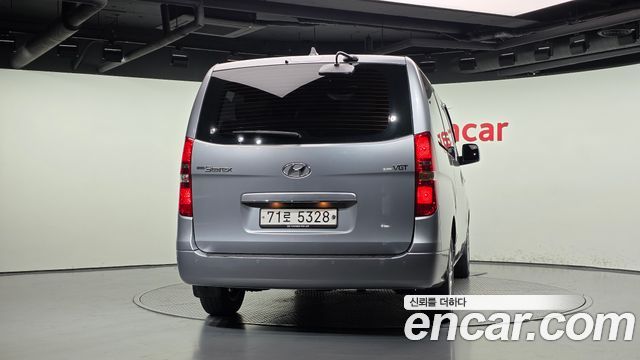 Hyundai Starex 2021 — photo 4