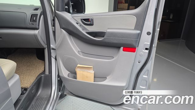 Hyundai Starex 2021 — photo 15