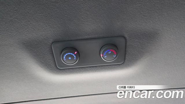 Hyundai Starex 2021 — photo 31