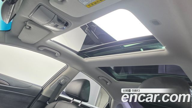 Hyundai Sonata 2012 — photo 22
