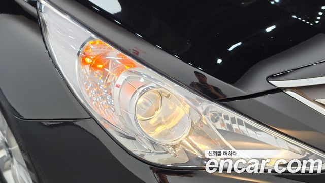 Hyundai Sonata 2012 — photo 8