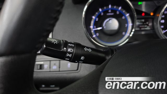 Hyundai Sonata 2012 — photo 28