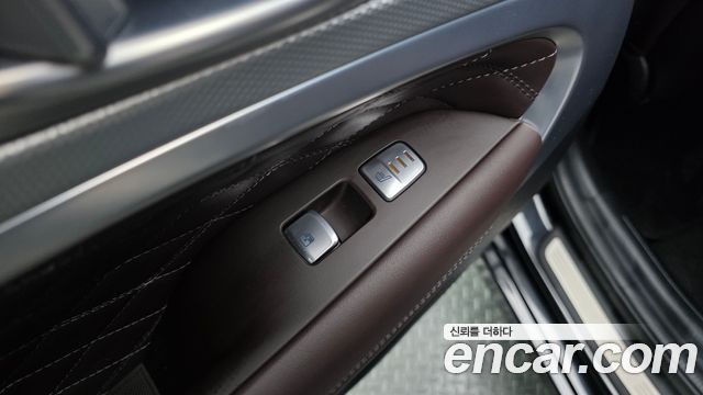 Genesis G70 2024 — photo 25