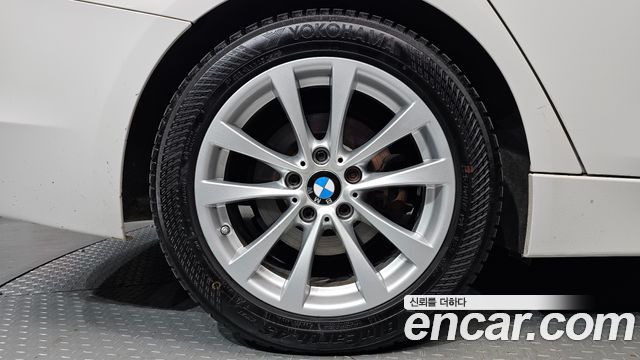 BMW 3-Series 2015 — photo 5