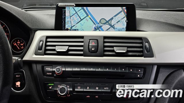 BMW 3-Series 2015 — photo 14