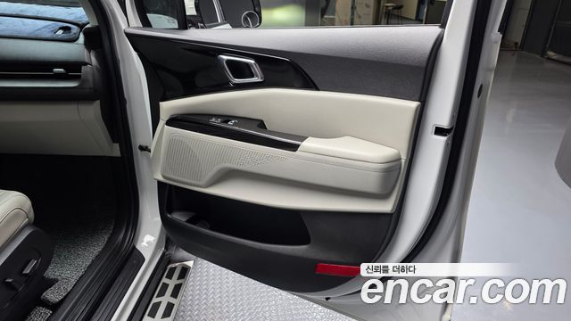 Kia Canival 2023 — photo 15