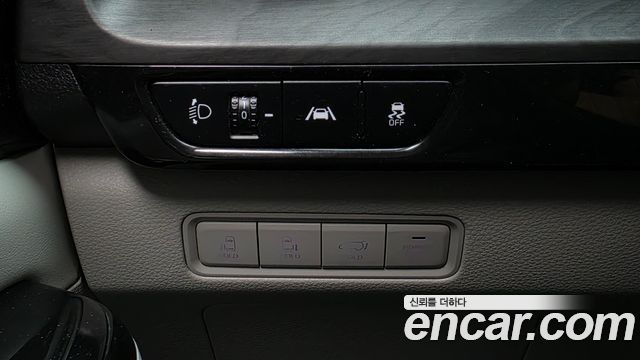Kia Canival 2023 — photo 27