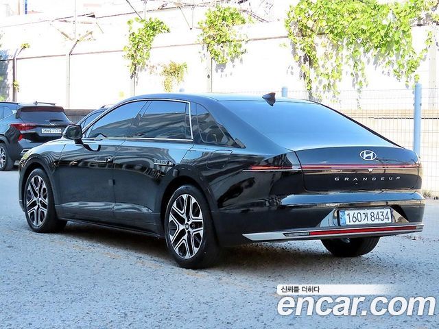 Hyundai Grandeur 2023 — photo 2