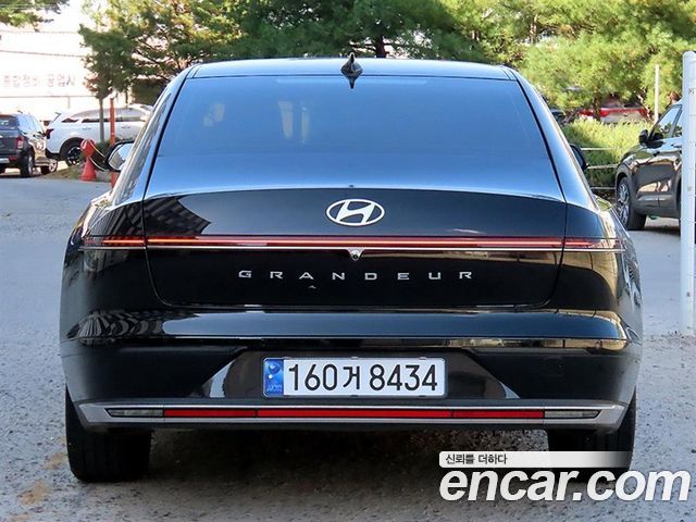 Hyundai Grandeur 2023 — photo 4