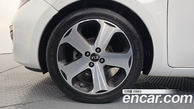 Kia pride 2013 — photo 5
