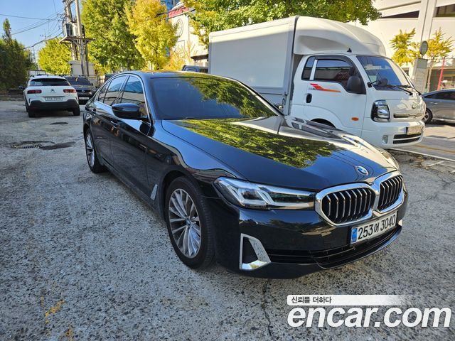 BMW 5-Series 2021 — photo 9