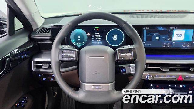 Hyundai Grandeur 2023 — photo 9