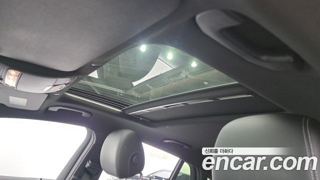 Mercedes-Benz GLC-Class 2021 — photo 24