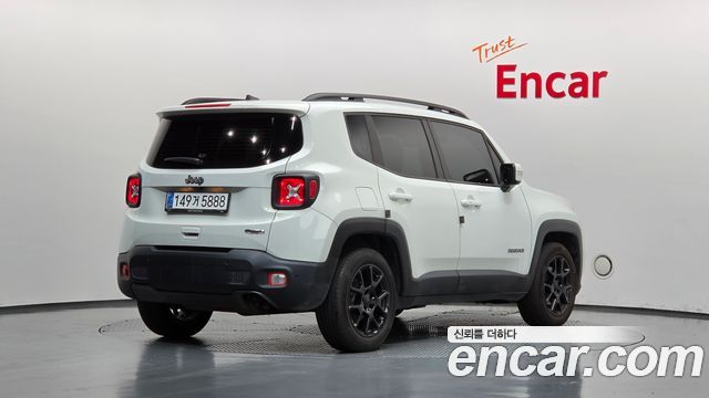 Jeep Renegade 2021 — photo 2