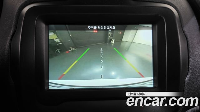 Jeep Renegade 2021 — photo 21