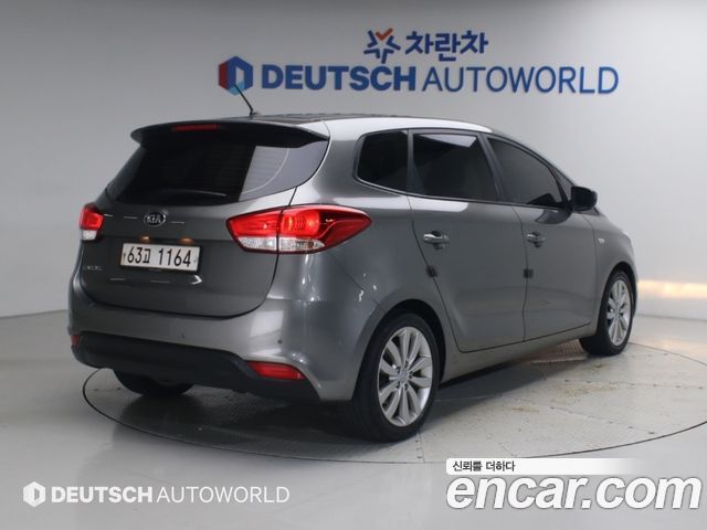 Kia Carens 2016 — photo 2