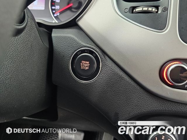 Kia Carens 2016 — photo 11