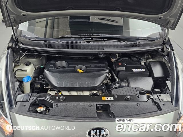 Kia Carens 2016 — photo 19