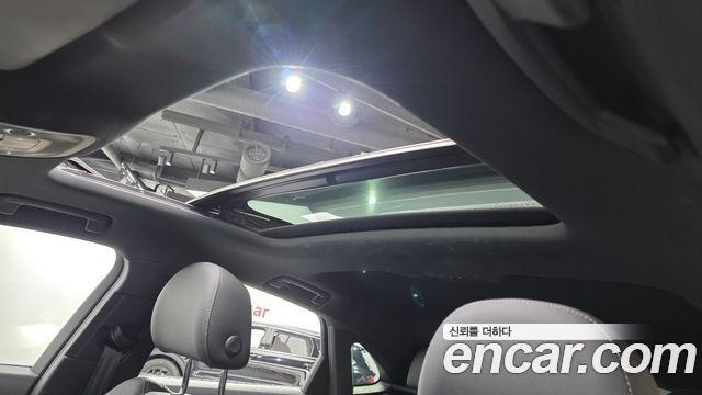 Audi Q3 2022 — photo 23