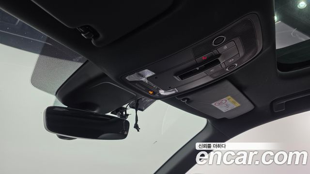 Audi Q3 2022 — photo 27