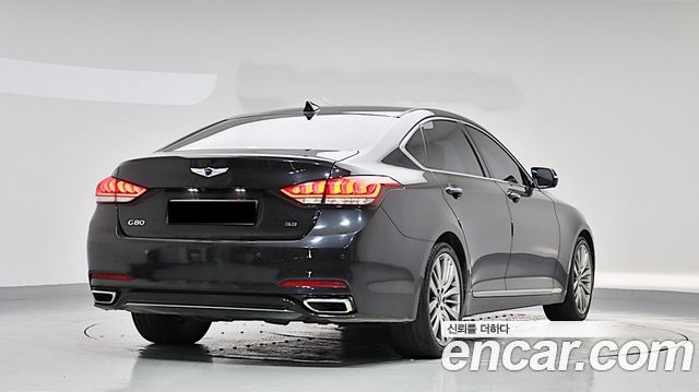 Genesis G80 2018 — photo 2